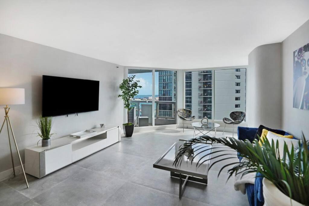 Blue Moon! In The Lap Of Luxury And Brand New! Appartamento *
